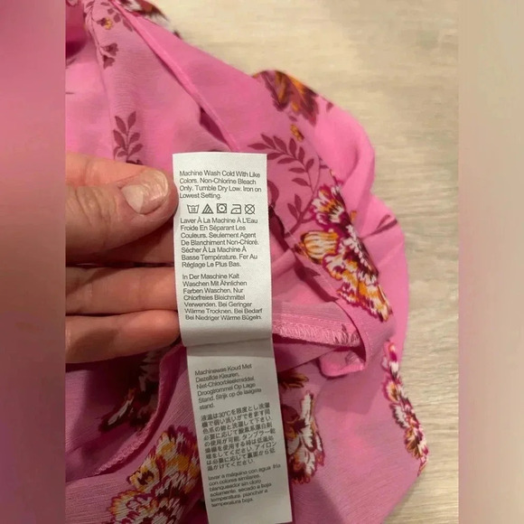 J CREW Drapey tie-neck ruffle top in marigold bouquets / Size Medium / - Picture 9 of 11